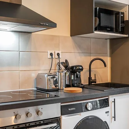 La Rive Proche Centre Historique Rouen