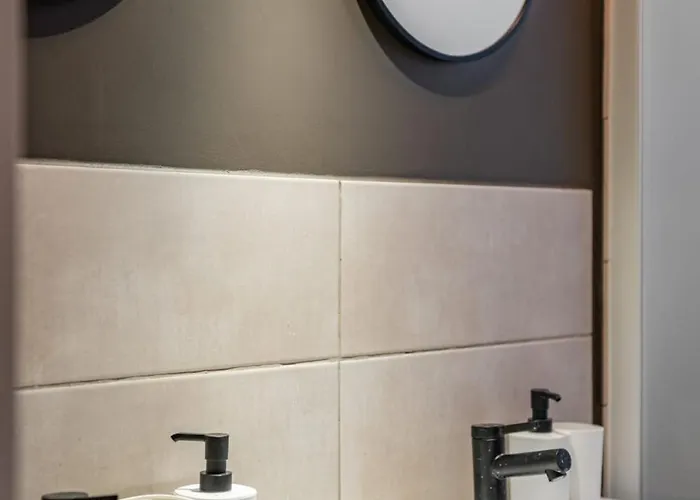 La Rive Proche Centre Historique *